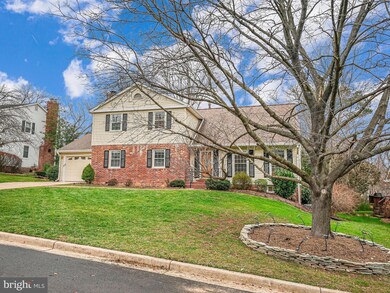 1742 Lockerbie Ln, Vienna, VA 22182 - photo 2