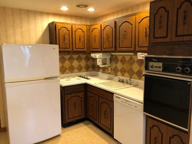 3215 W 23rd St, Erie, PA 16506 - photo 4