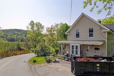 131 Depot St, Hartford, VT 05001 - photo 5