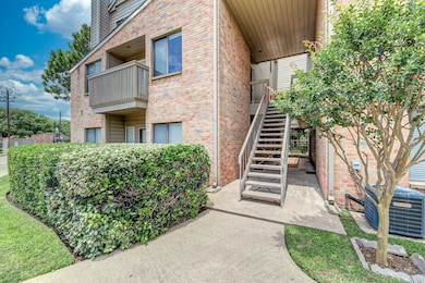 2023 Gentryside Dr unit 508, Houston, TX 77077 - photo 3