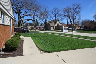 427 E Atwater Ave, Elmhurst, IL 60126 - photo 6