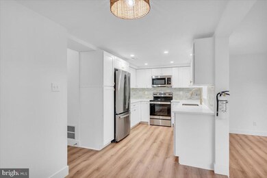 23 Hamilton St, Swedesboro, NJ 08085 - photo 5