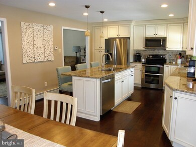 4334 June Meadow Dr, Doylestown, PA 18902 - photo 6