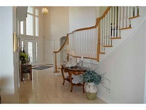 Entry. Welcome your guest in style!