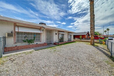 View of front of property with stucco siding