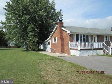 2214 Lodge Farm Rd, Sparrows Point, MD 21219 - photo 2