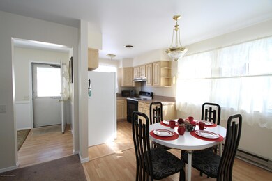Combo View Kitchen -Dining