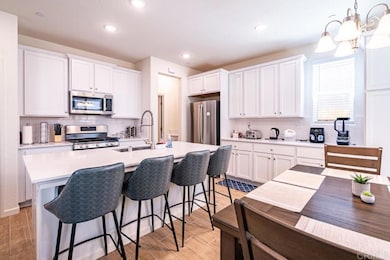 6446 E Meritage Dr, Fresno, CA 93727 - photo 2