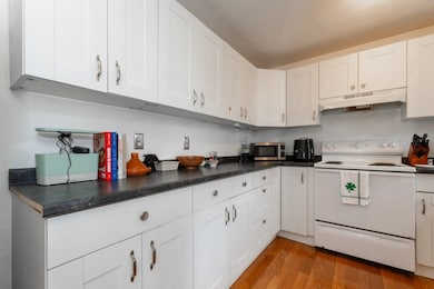 5 8th St, Cambridge, MA 02141 - photo 5
