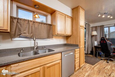07-Kitchen 20210223-DW-6037-Edit