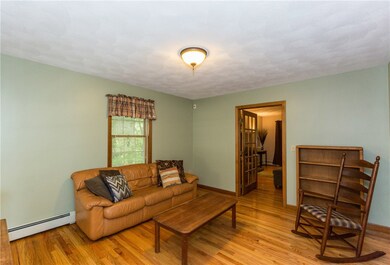 5 Spruce Cir, Greenville, RI 02828 - photo 4
