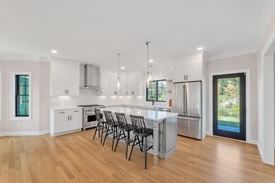 15 Starling St, West Roxbury, MA 02132 - photo 4