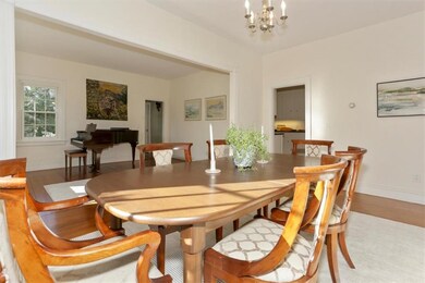 8 Cedar Ave, Barrington, RI 02806 - photo 4