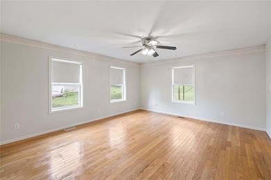 Master bedroom pt 1