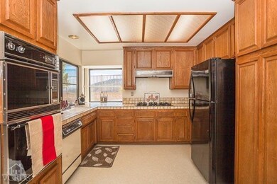 3884 Sunset Knolls Dr, Thousand Oaks, CA 91362 - photo 7