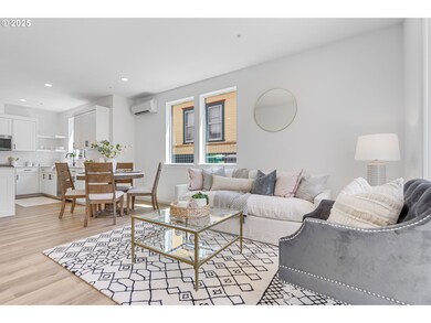 121 N Going St unit 202, Portland, OR 97217 - photo 5