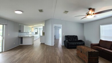 950 Wren Cir, Sebastian, FL 32976 - photo 5