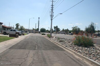 Street2