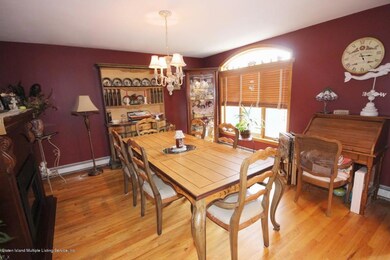 208 Manhattan St, Staten Island, NY 10307 - photo 7