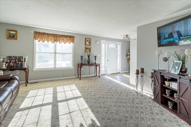 47 Water St unit A, Milford, MA 01757 - photo 4
