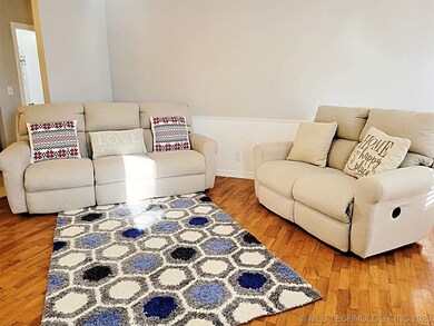 700 Sooner Dr, Tahlequah, OK 74464 - photo 4