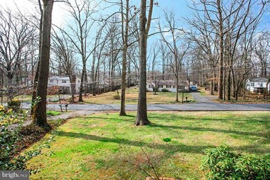 4125 Elizabeth Ln, Fairfax, VA 22032 - photo 4