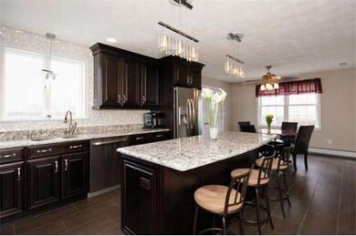 27 Skyline Dr, Malden, MA 02148 - photo 3