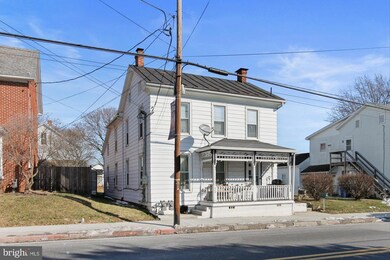 408 S Queen St, Littlestown, PA 17340 - photo 3