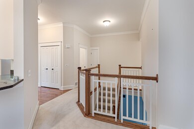 817EBarringtonCircle_08