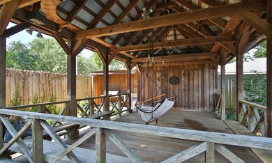 746 E 16th St, Houston, TX 77008 - photo 6