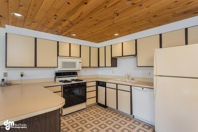 5406 W Dimond Blvd 4 Anchorage-large-016