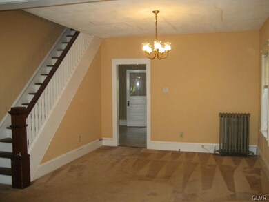 1913 Northampton St, Easton, PA 18042 - photo 4