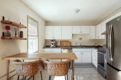 28 Elm St unit 3, Manchester, MA 01944 - photo 3