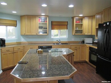 3263 Pioneer Dr SE, Salem, OR 97302 - photo 5