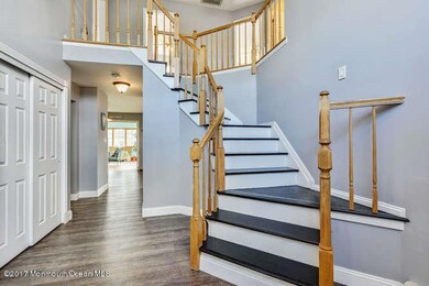 11 Melissa Lane, Howell-foyer
