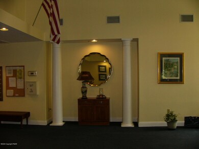 5 Village Cir unit 1204, Stroudsburg, PA 18360 - photo 6