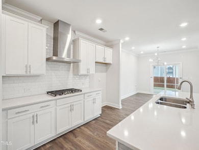 28-web-or-mls-Red Spruce Dr-1604-015