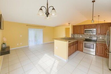 unlisted-address, Orlando, FL 32818 - photo 2