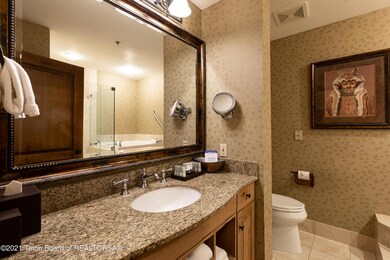 Unit 17 Bathroom