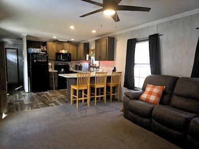 14 Hilltop Manor Mobile Home Park, Littleton, NH 03561 - photo 7