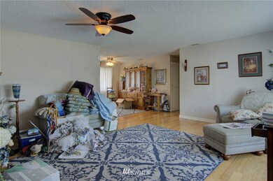 unlisted-address, Longview, WA 98632 - photo 7