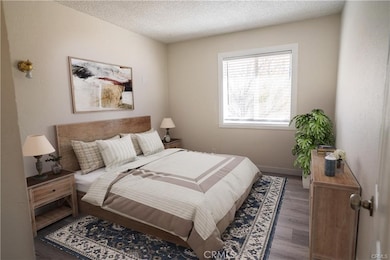 visually stage bedroom