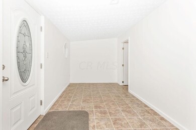 11464 Jacksontown Rd, Thornville, OH 43076 - photo 3