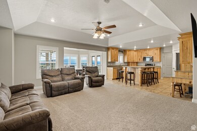 351 W Skyline Dr, Loa, UT 84747 - photo 7