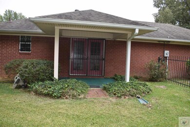 3 Jeffrey Cir, Wake Village, TX 75501 - photo 6