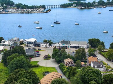 33 Sakonnet E, Tiverton, RI 02878 - photo 3