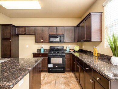 7451 E Ramona Way, Fresno, CA 93737 - photo 6