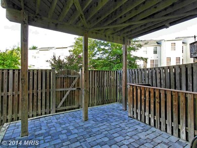 13061 Park Crescent Cir, Herndon, VA 20171 - photo 6