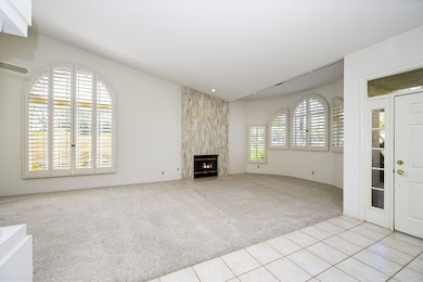 404 Links Dr, Palm Desert, CA 92211 - photo 4