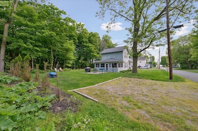 569 Victory Ln, Put In Bay, OH 43456 - photo 2